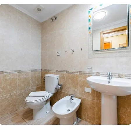 Carina & Parking Apartamento *